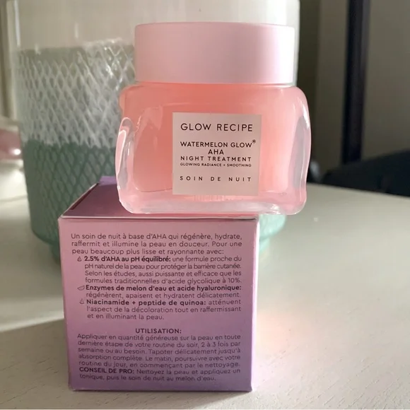 Glow Recipe
Watermelon Glow AHA Night Treatment - Picture 3 of 8